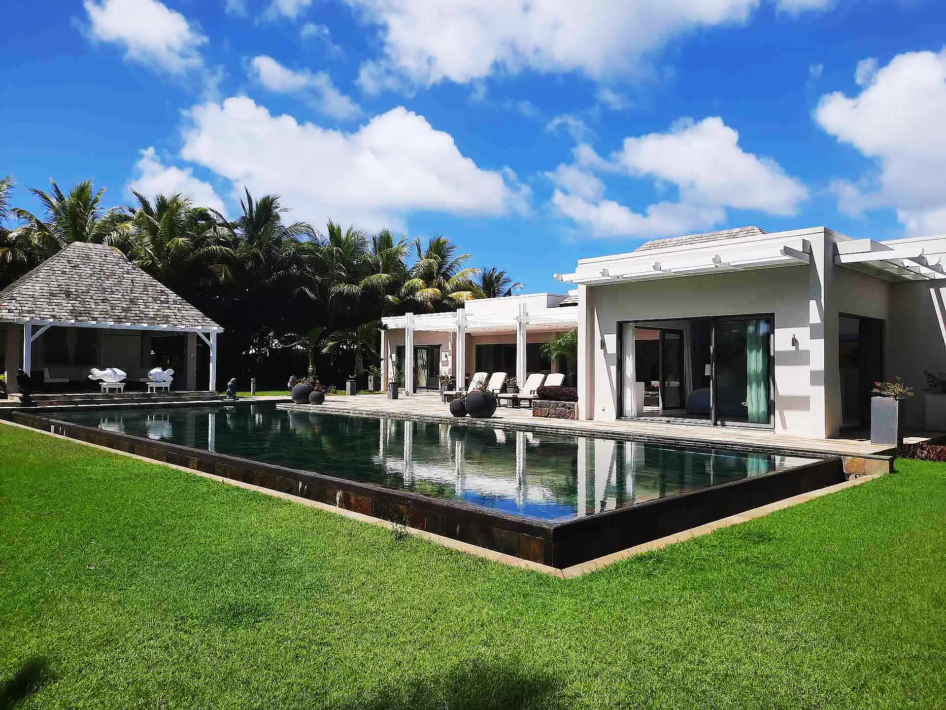 Villa White 14